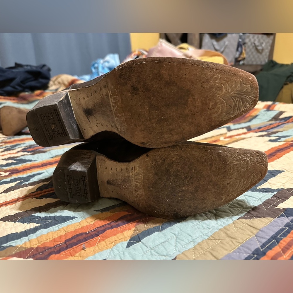Corral Teal Handcrafted Boots - Picture 9 of 10
